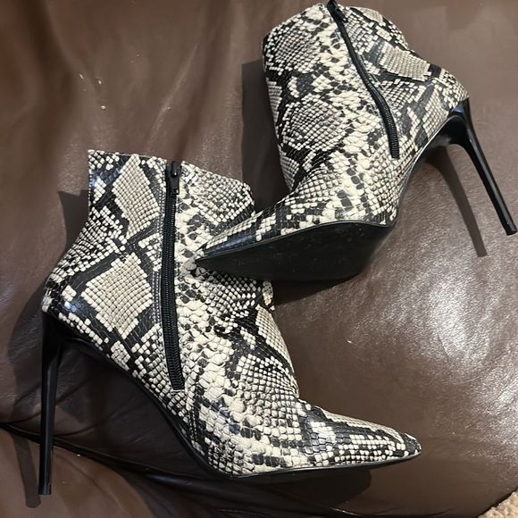 Aldo Shoes - Snake print booties 